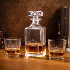 Personalised Vintage Border Whiskey Decanter with Engraved Name Text and Date Birthday Anniversary Gift for Liquor Lovers 2